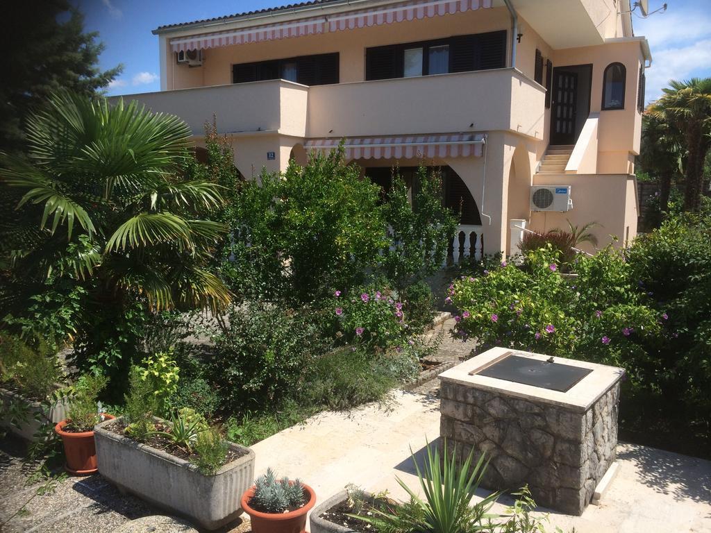 Apartments Toni-Malinska Chambre photo
